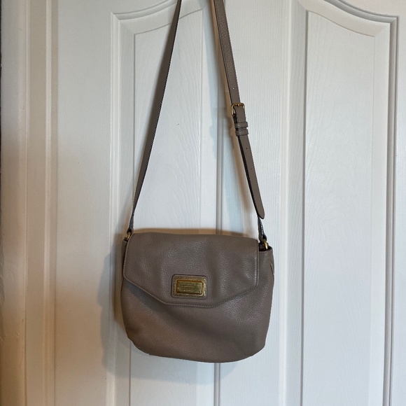 Gently Used Leather Marc Jacobs Crossbody Bag - Picture 1 of 3